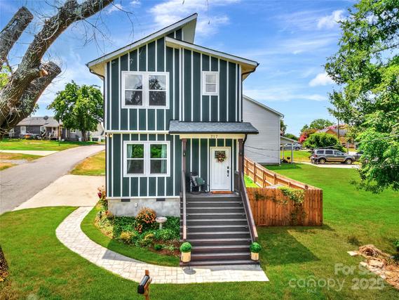 New Homes For Sale This Week That Attend Woodhill Elementary: July 18th to July 24th