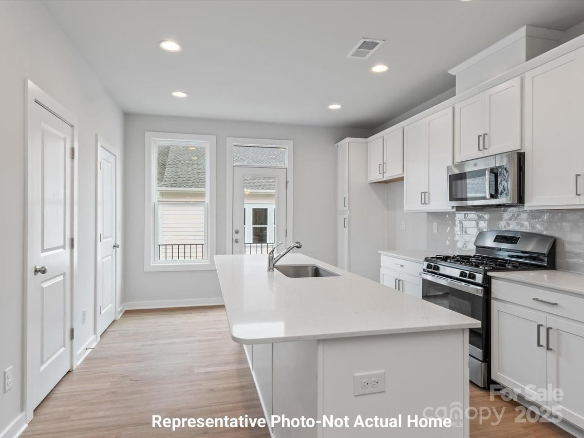 9927 Annsborough Sq., Huntersville, NC 28078