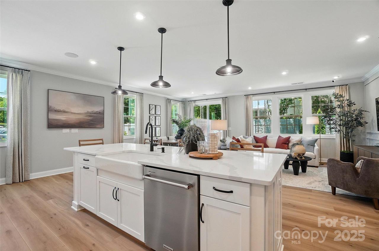 12069 SE Lavinia Ln., Charlotte, NC 28277
