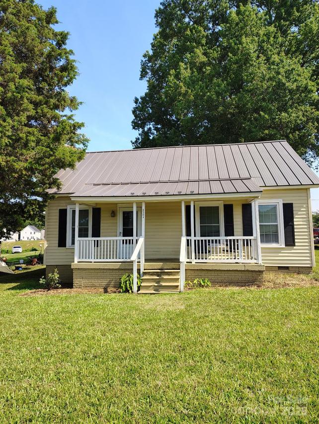 8504 Moores Chapel Rd., Charlotte, NC 28214