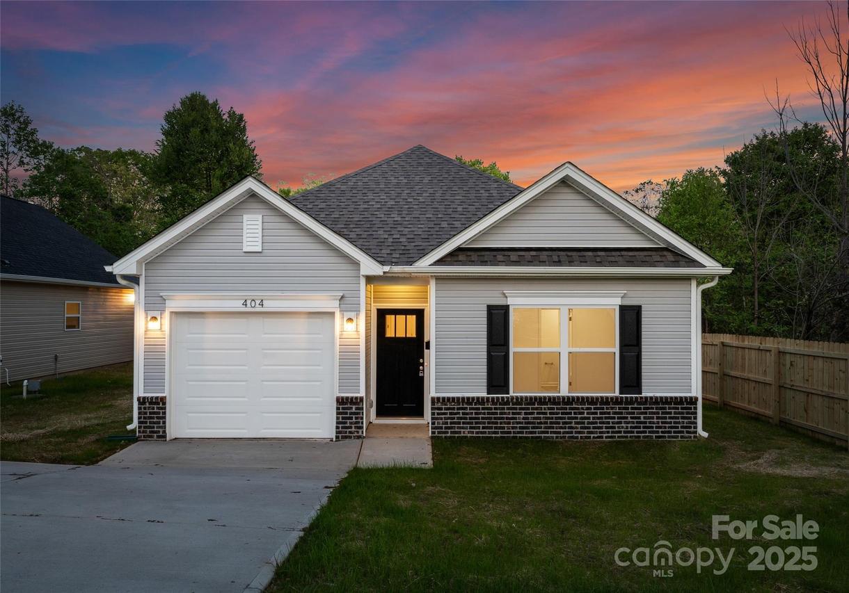 1415 Summerville Rd., Charlotte, NC 28214