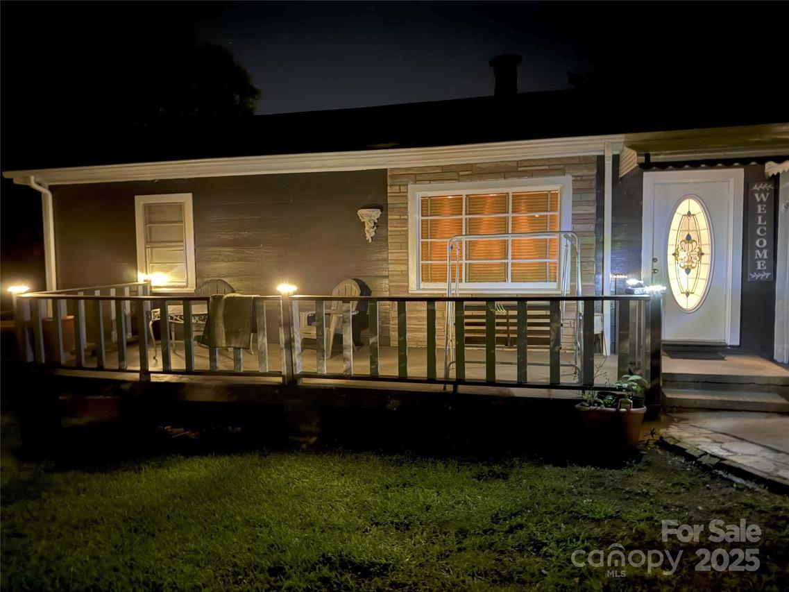 453 Parker Cir., Norwood, NC 28128