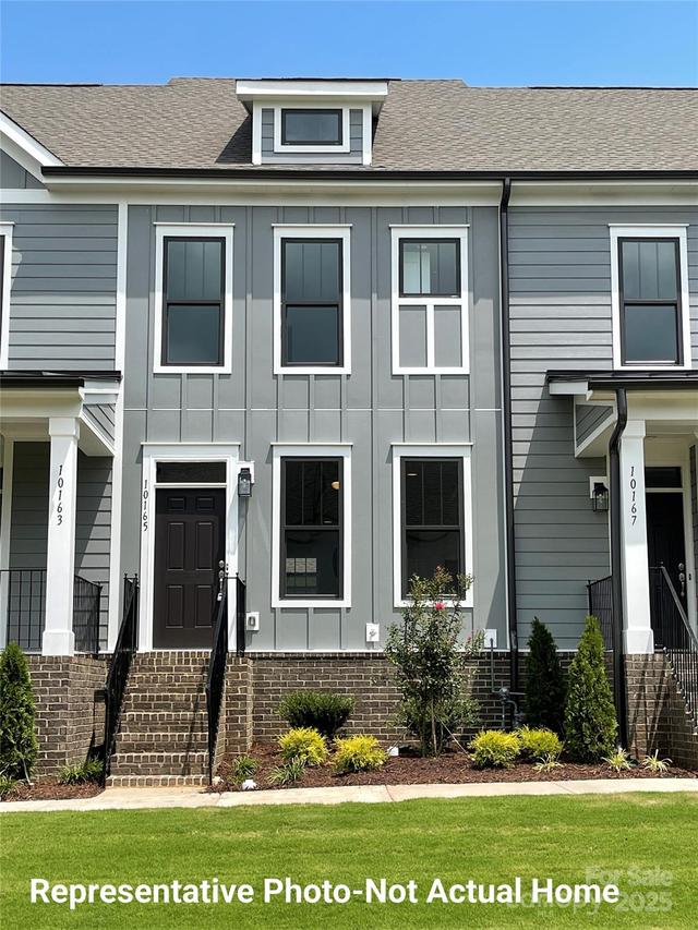 9923 Ansonborough Sq., Huntersville, NC 28078