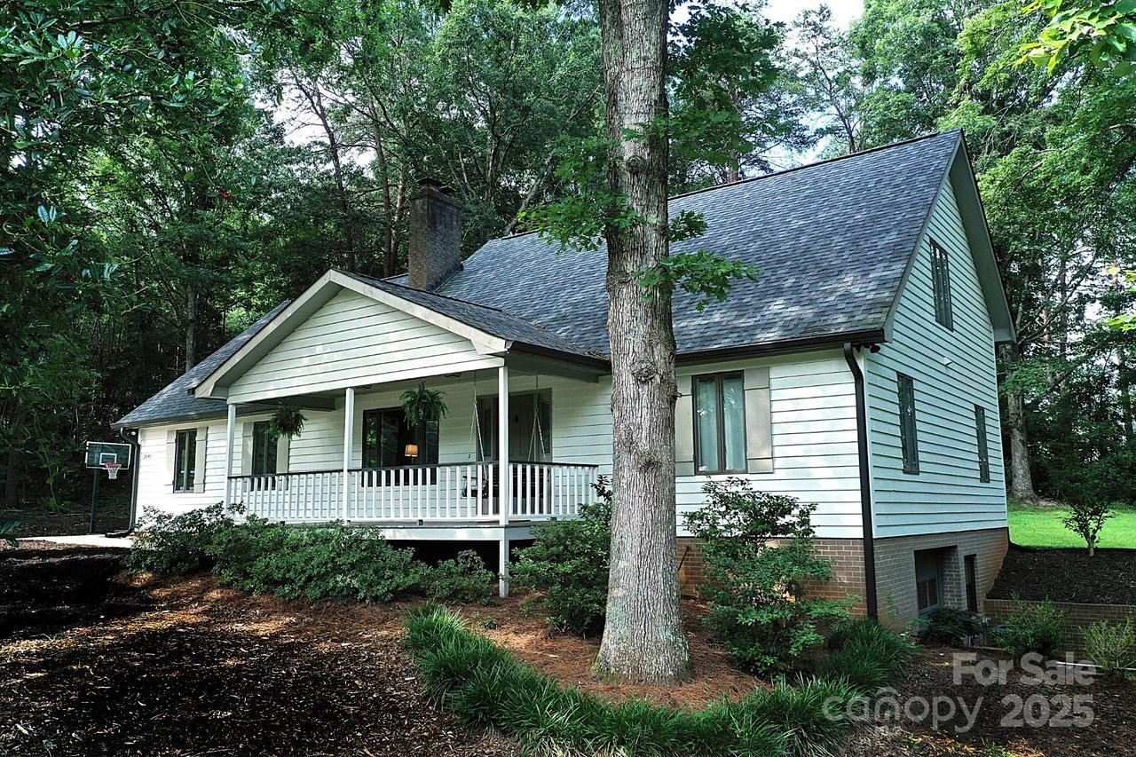 5643 Wesley St. #62-65/A, Hickory, NC 28601