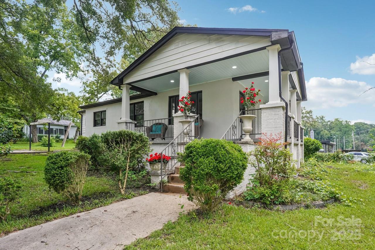 301 E Lee Ave., Bessemer City, NC 28016