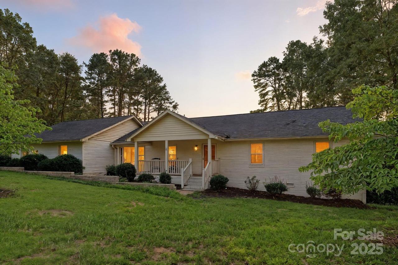 11501 Trails End Ln., Huntersville, NC 28078