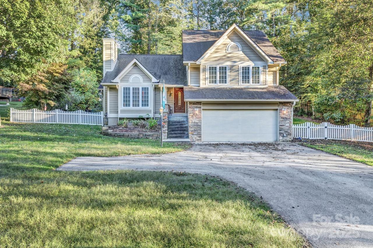 911 Fanning Bridge Rd., Fletcher, NC 28732