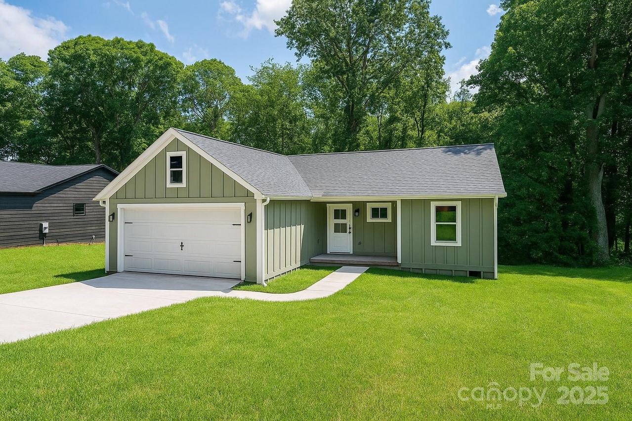 116 39th Avenue Ct., Hickory, NC 28601