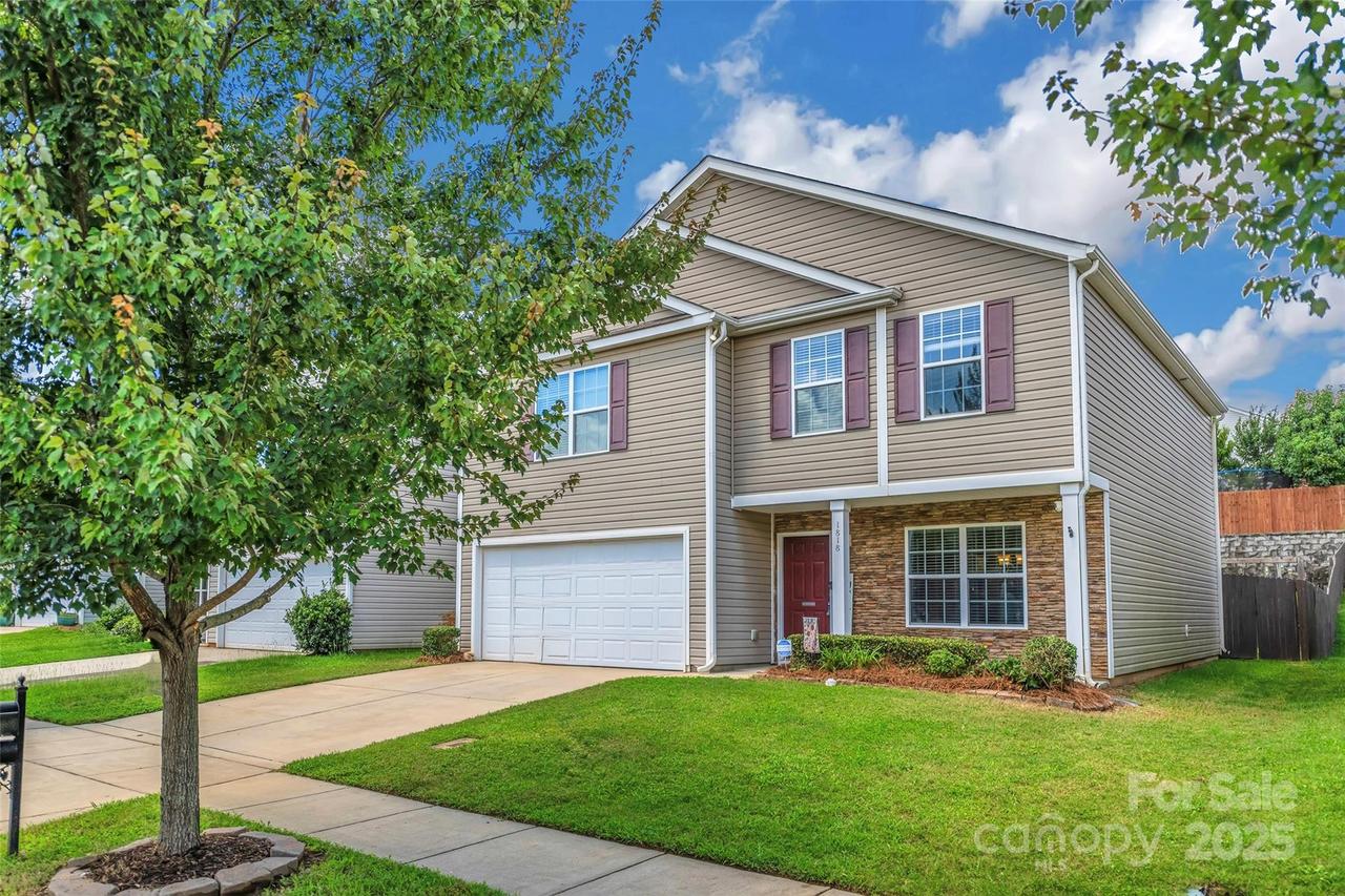 1818 Windy Willow Ln., Dallas, NC 28034