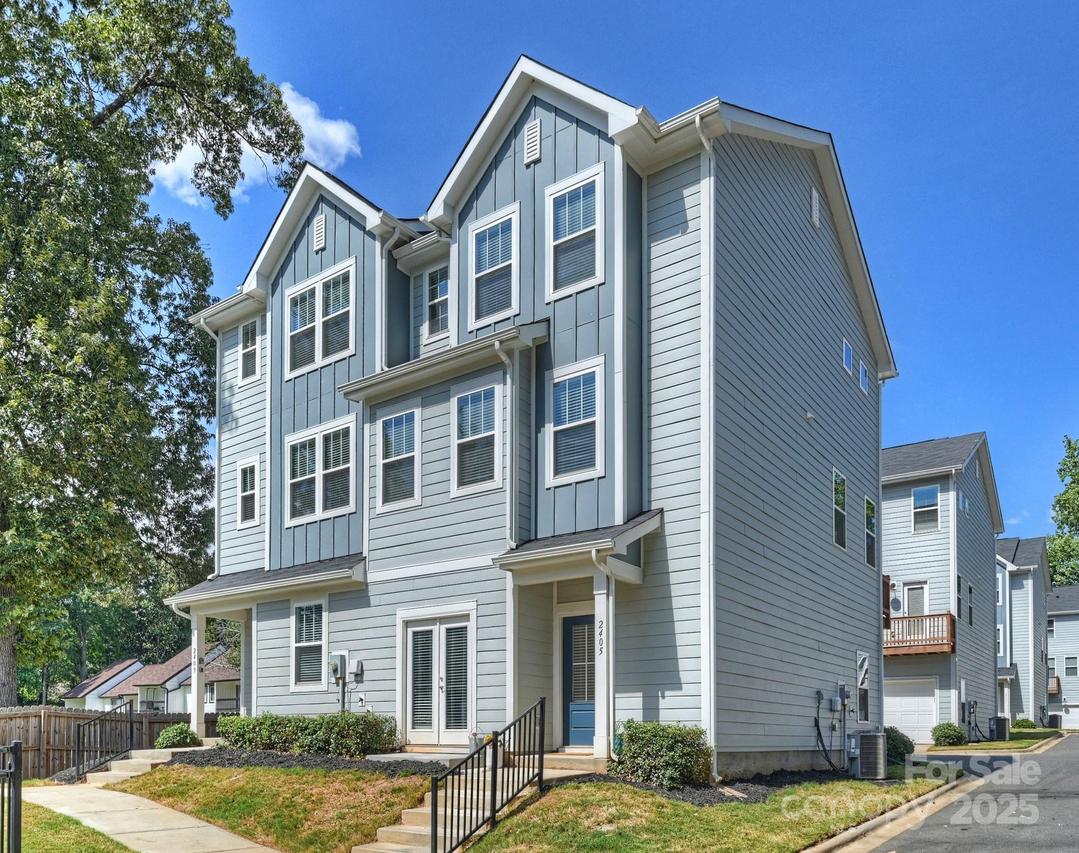 2405 Via Del Conte Alley, Charlotte, NC 28205
