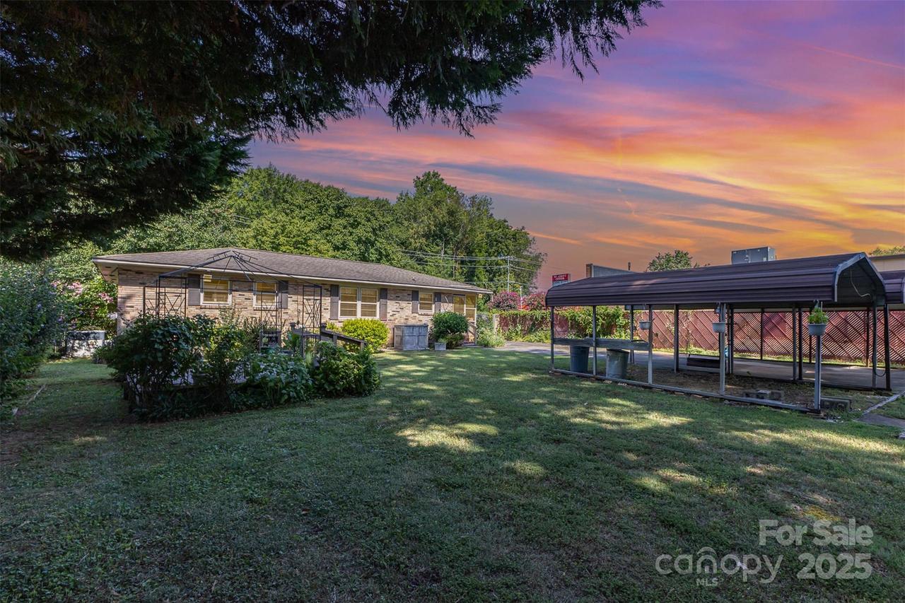 5211 Nations Ford Rd., Charlotte, NC 28217
