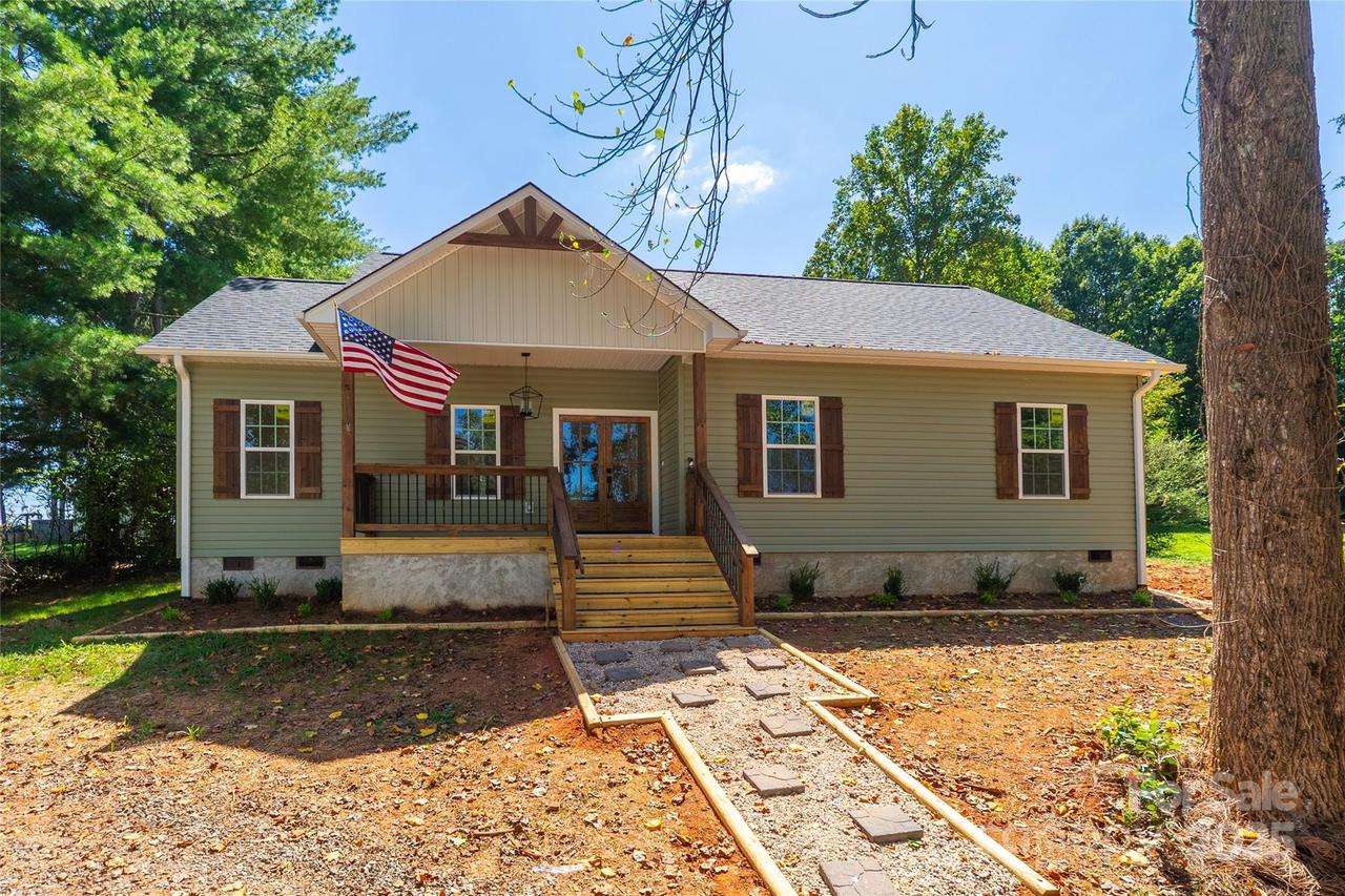 3541 Farmfield Dr., Claremont, NC 27054