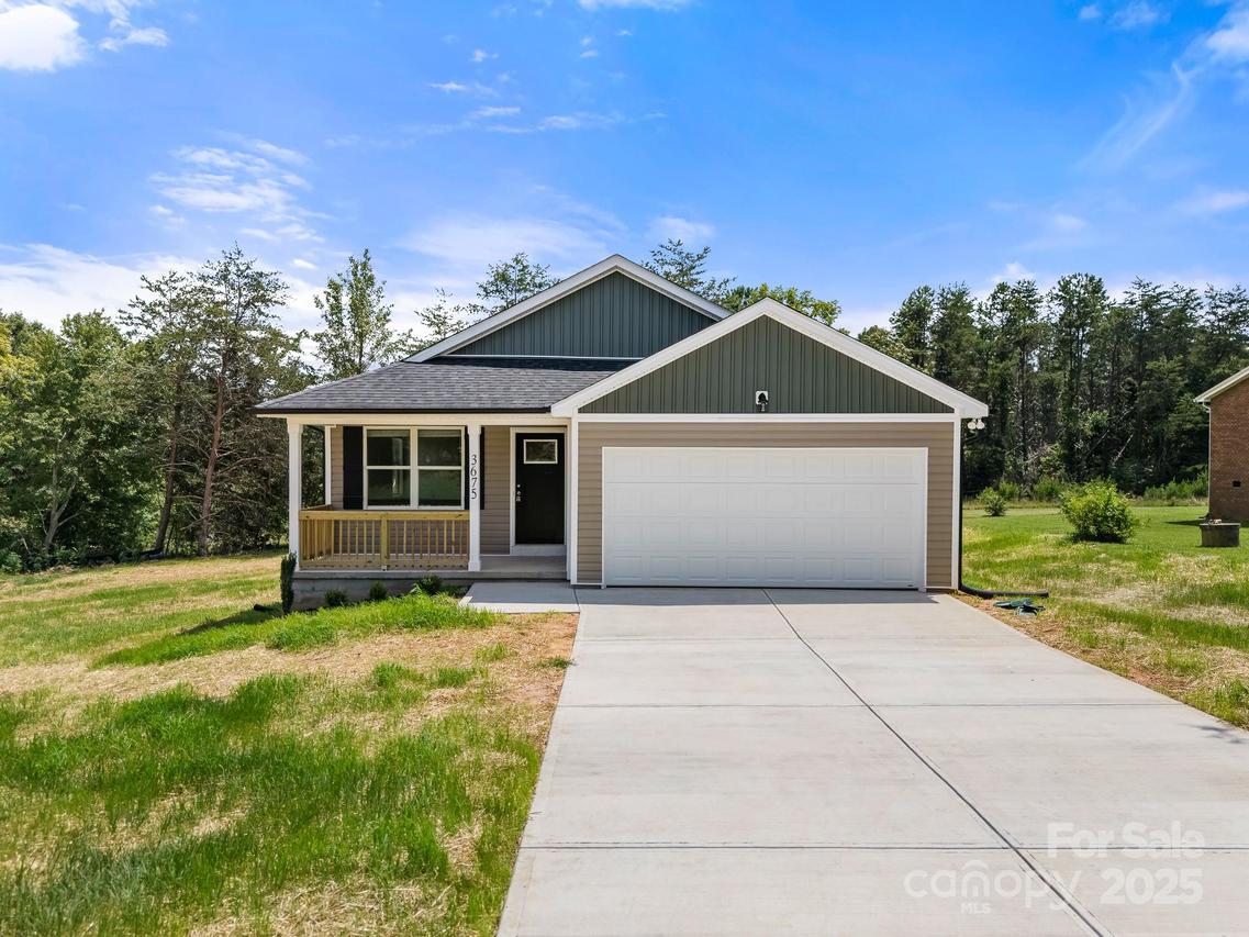 3675 Wakefield Dr., Newton, NC 28658