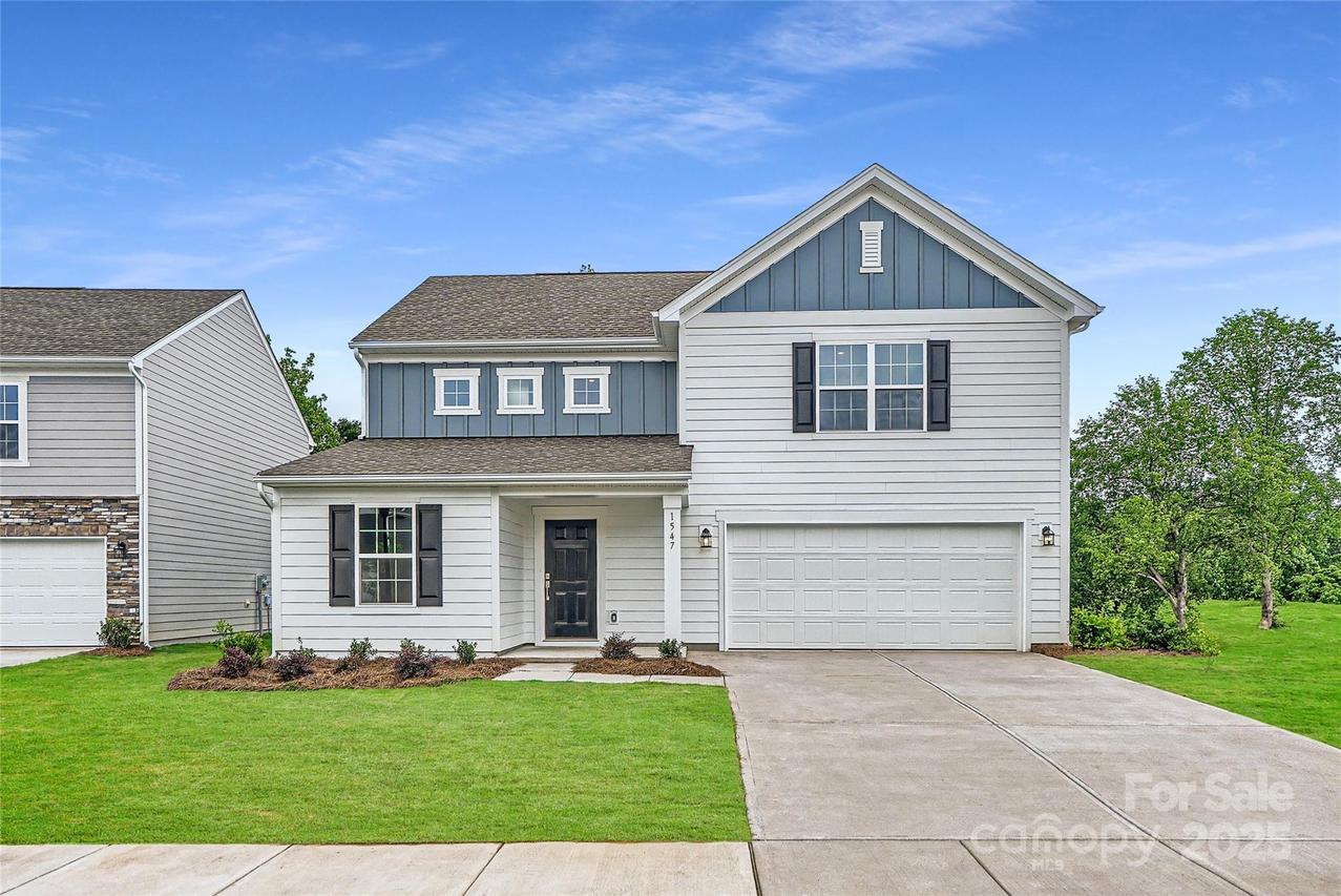 1902 Old Ormand Ln., Bessemer City, NC 28016