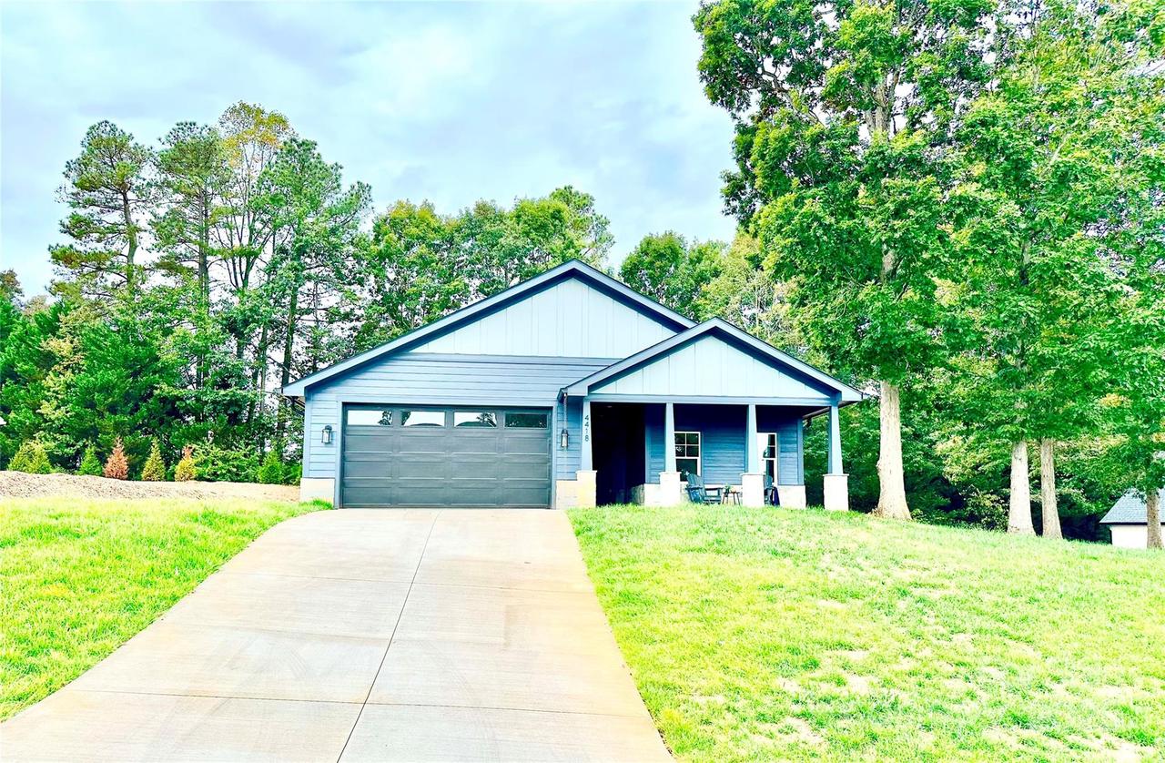 4418 Bristol Dr., Morganton, NC 28655