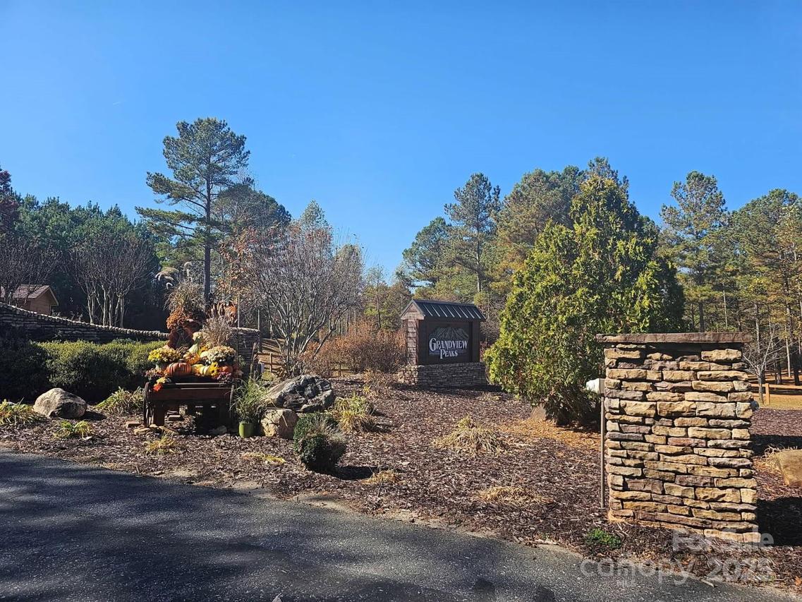 1211 Mountain Vista Dr., Nebo, NC 28761