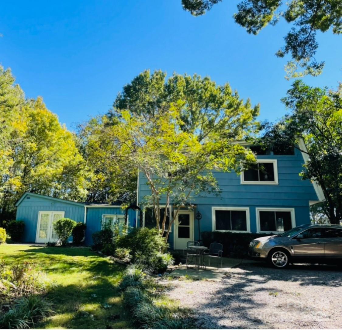 209 Edgewood Dr., Wingate, NC 28174