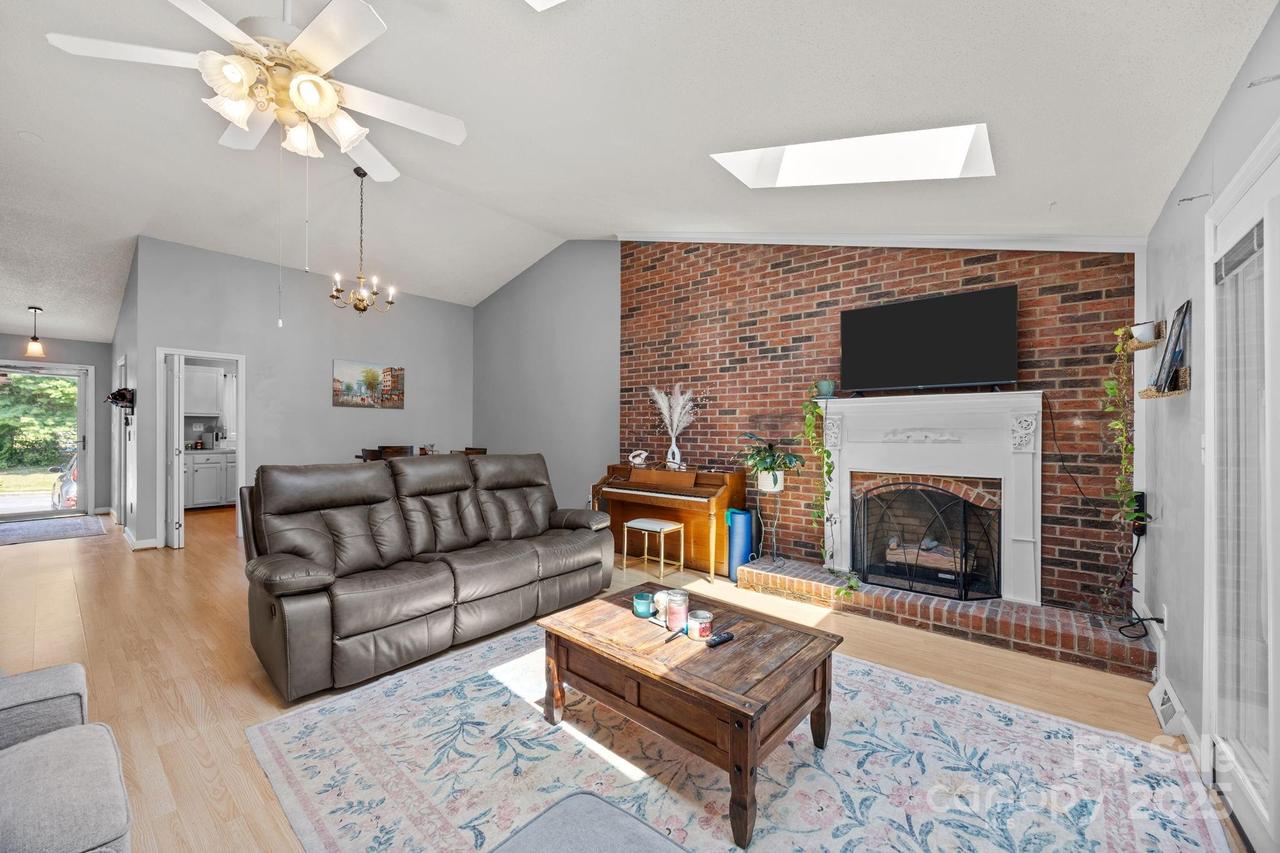 1300 Larchmont Pl. #501, Salisbury, NC 28144