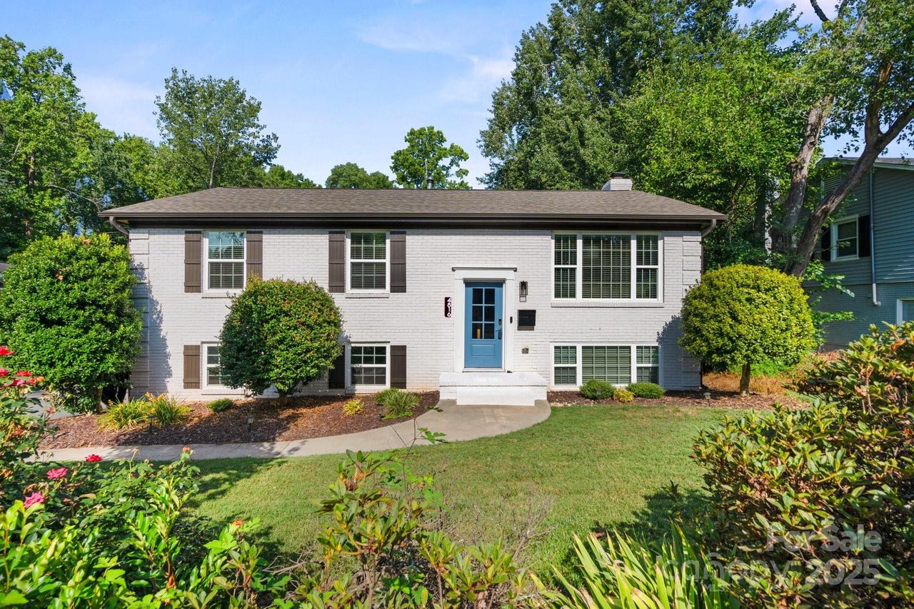 4816 Fairheath Rd., Charlotte, NC 28210