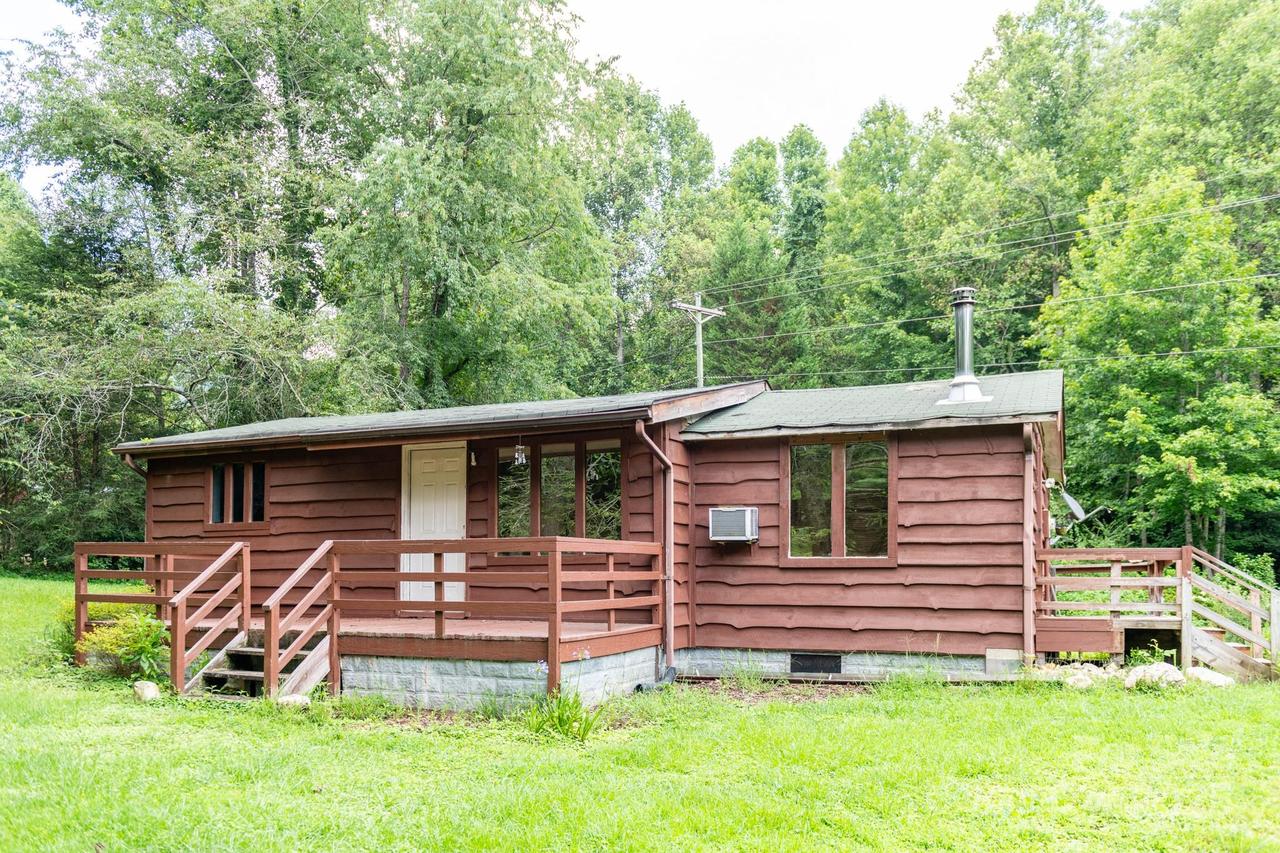 6659 Kendell Town Rd., Ferguson, NC 28624