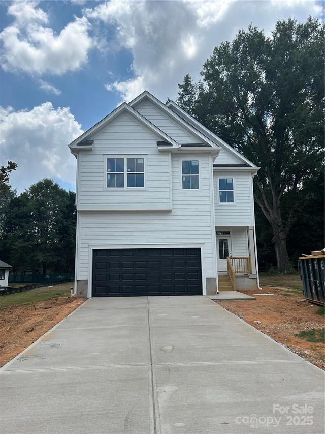 619 Westway Dr., Gastonia, NC 28054