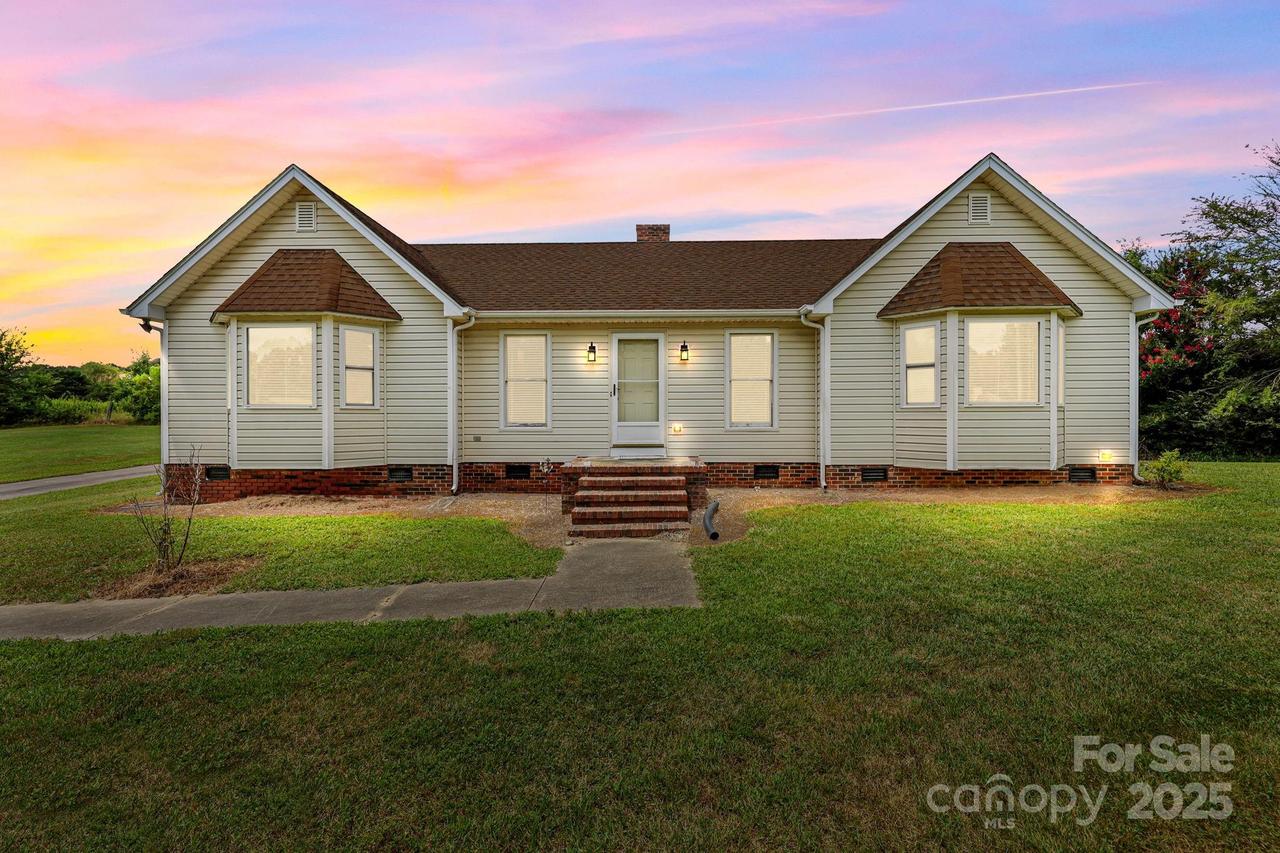 26565 Red Barn Tr., Locust, NC 28097