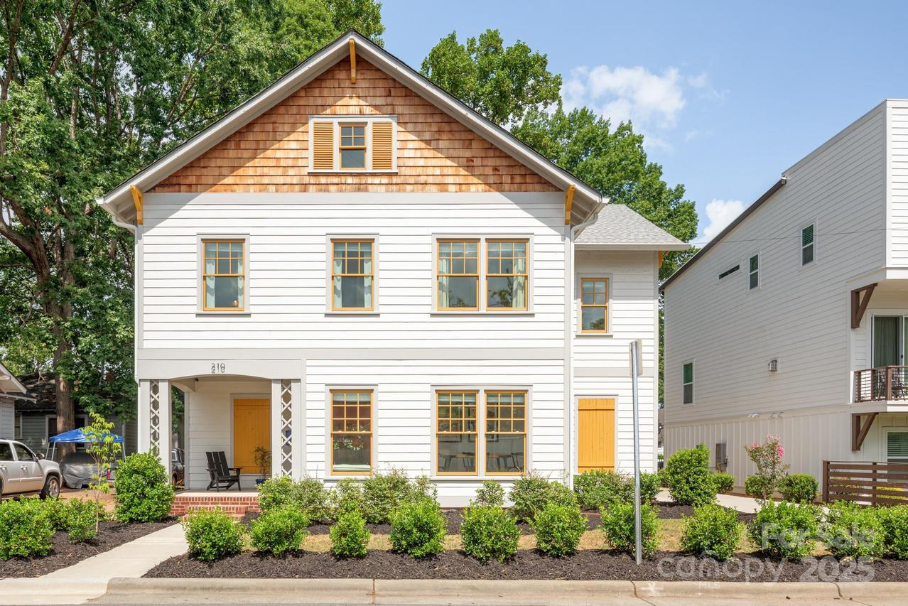210 Walford Dr., Charlotte, NC 28208