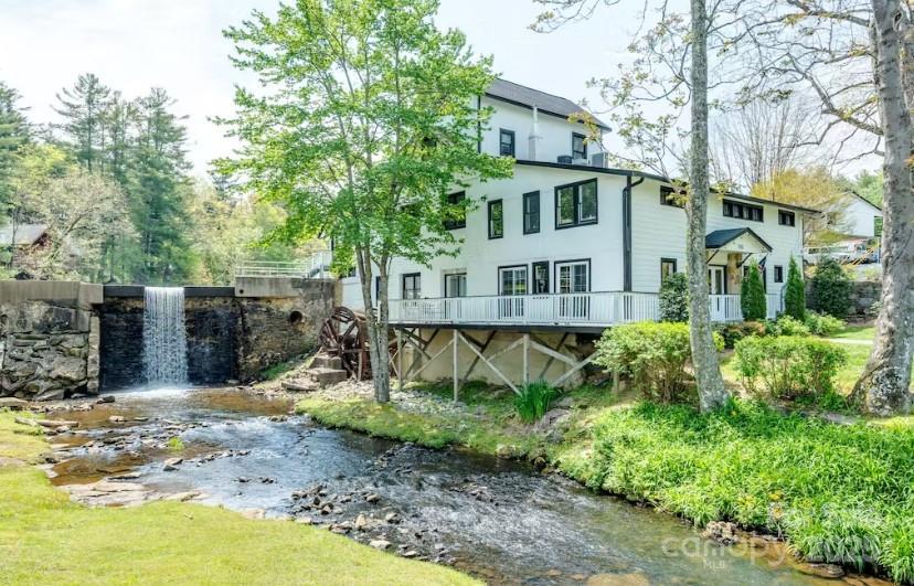 20 Lake Jordan Dr. #501, Flat Rock, NC 28731