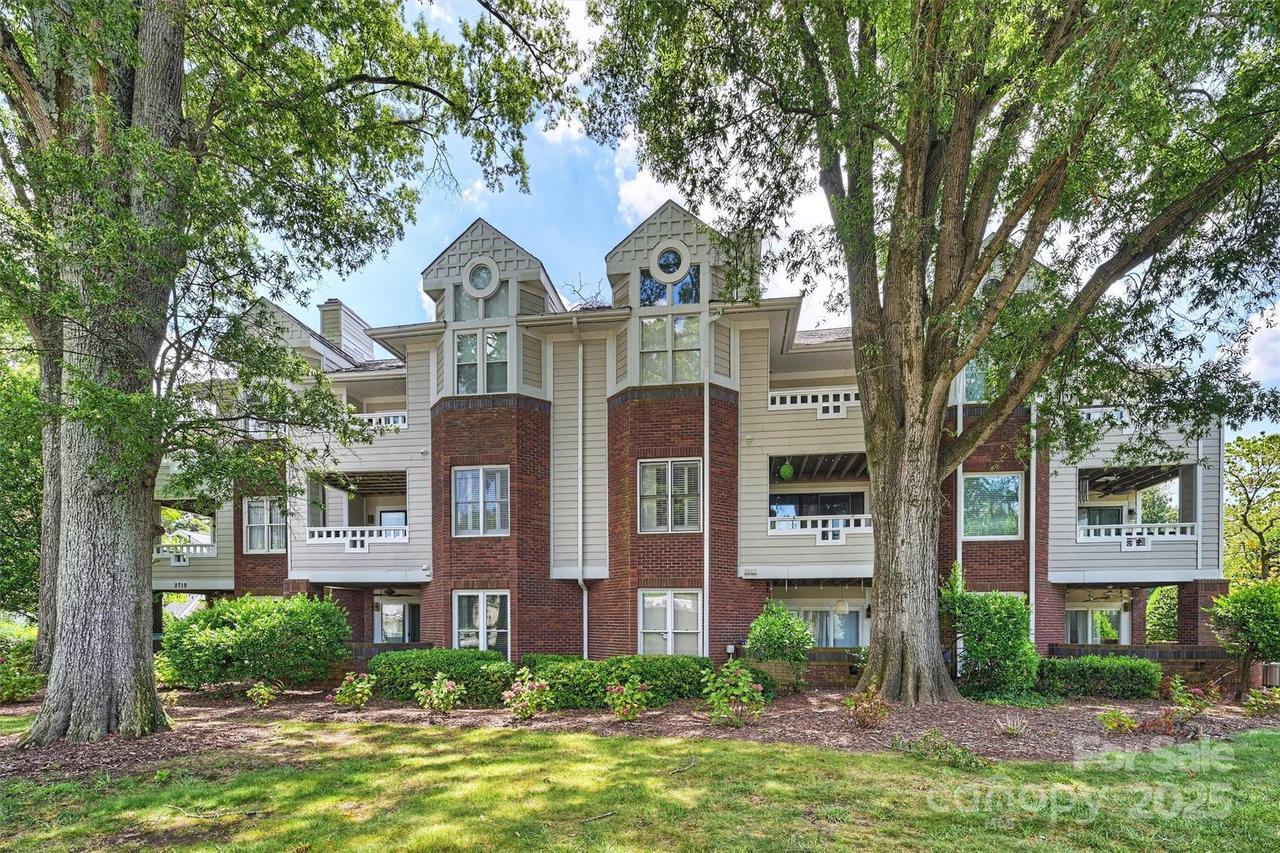 2719 Selwyn Ave. #4, Charlotte, NC 28209