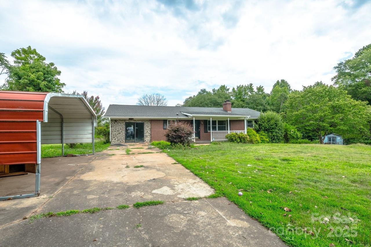 531 High Shoals Church Rd., Mooresboro, NC 28114