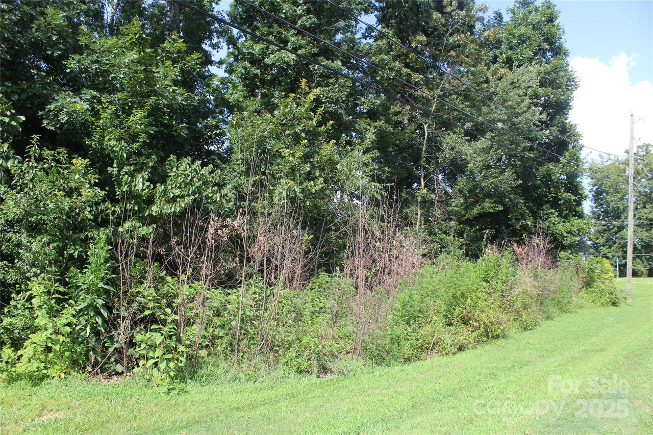 3143 2nd St., Valdese, NC 28690