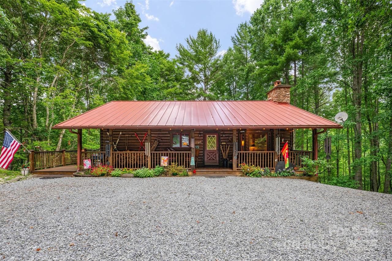 455 Laurel Creek Rd., Sugar Grove, NC 28679