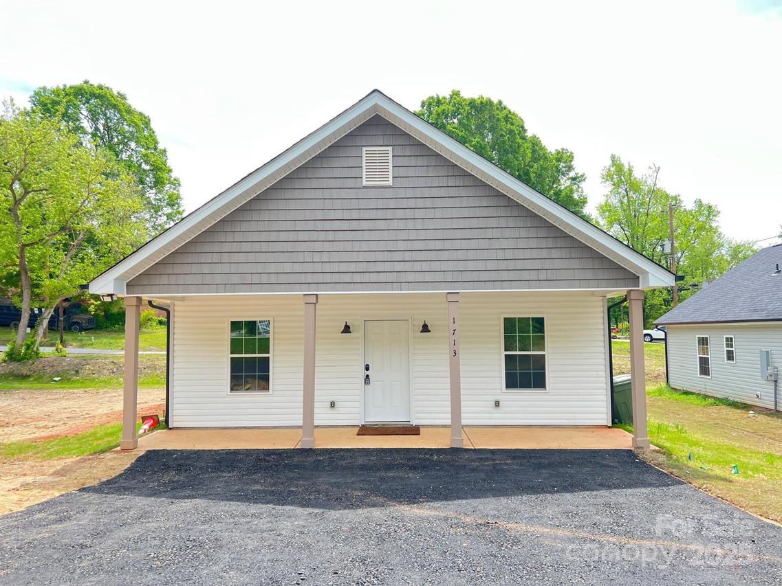 1713 N Clay St., Salisbury, NC 28144