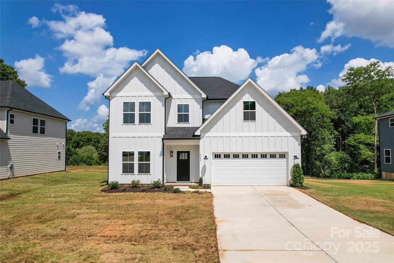 5242 Rocky River Crossing Rd., Harrisburg, NC 28075