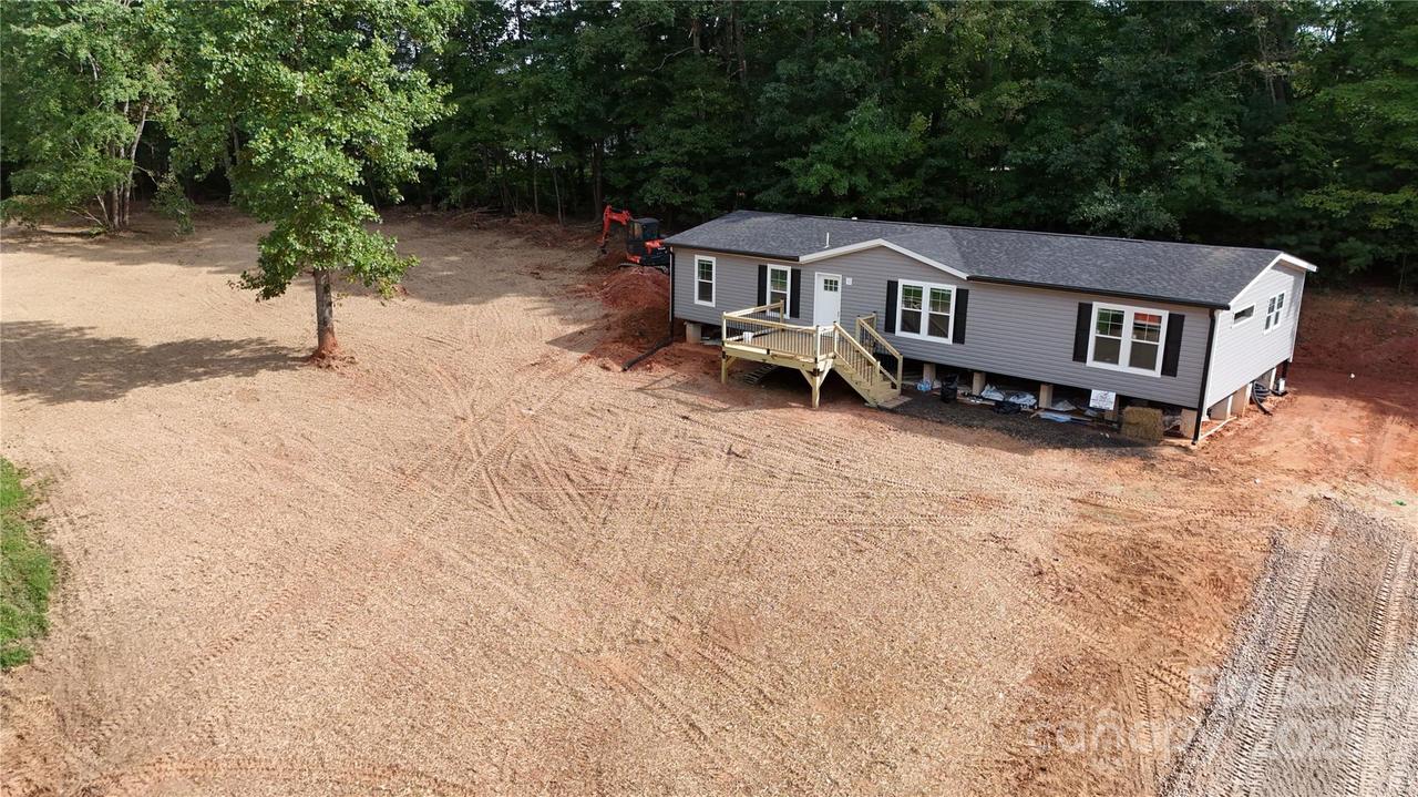 3093 Bear Trail Dr., Lenoir, NC 28645