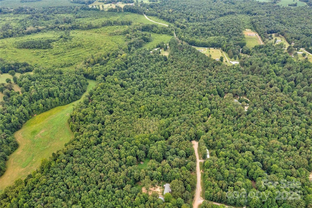 141 Knob Creek Dr., Lawndale, NC 28090