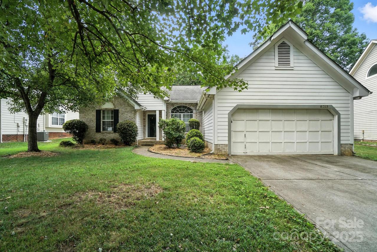 8213 Martindale Ln., Charlotte, NC 28216