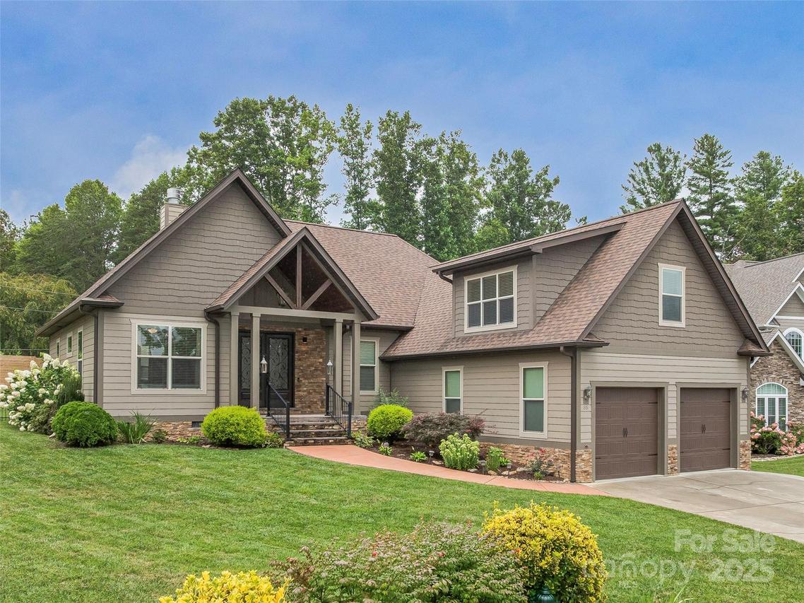 88 Ledgestone Dr., Fairview, NC 28730