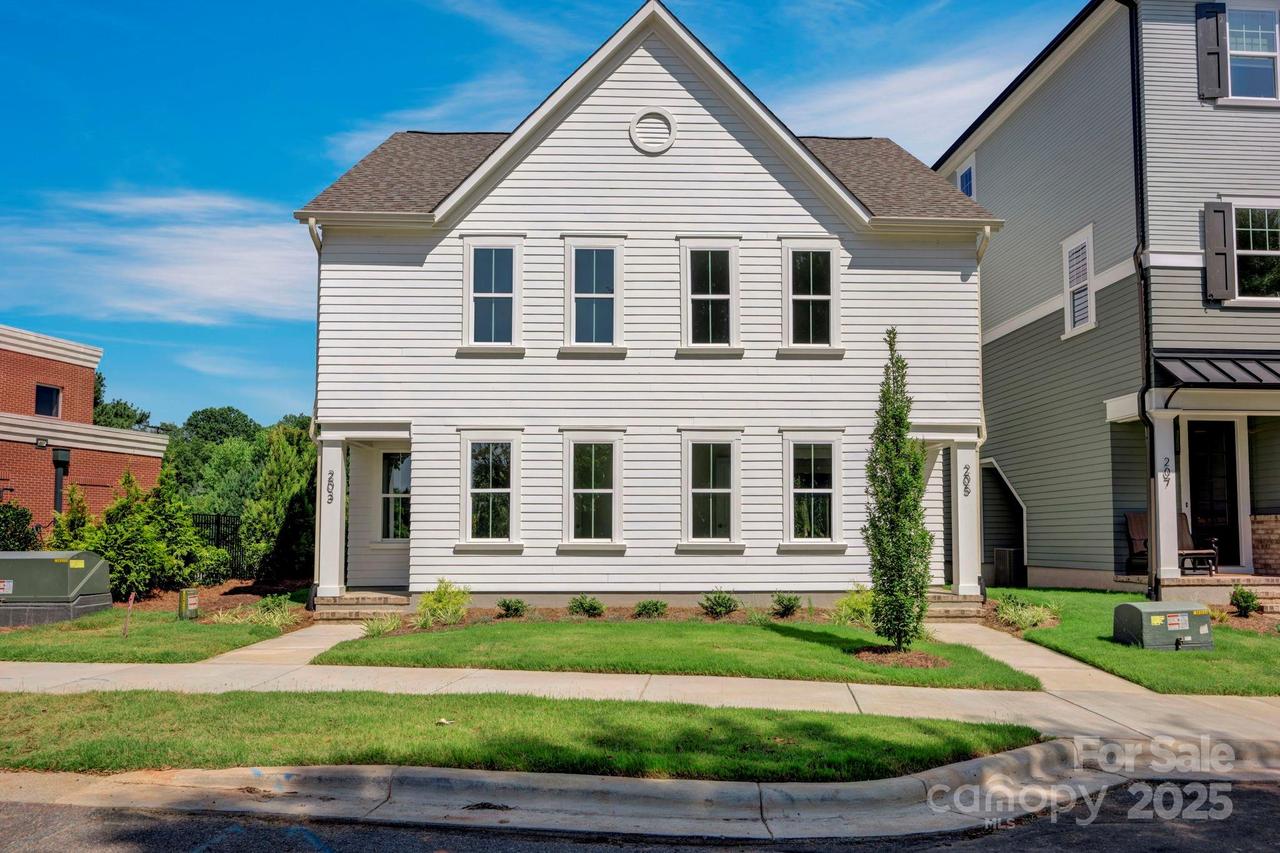203 Davidson Gateway Dr., Davidson, NC 28036