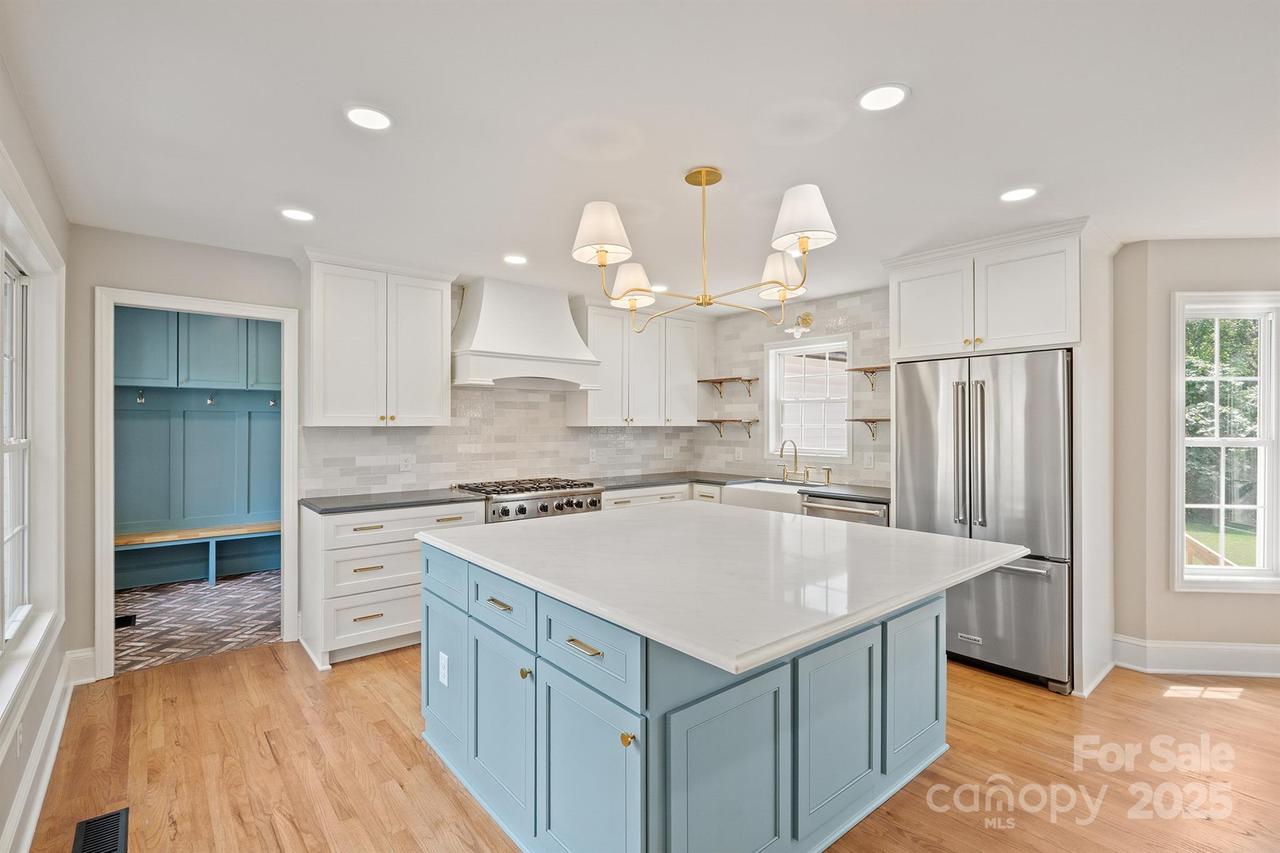 315 S Main St., Davidson, NC 28036