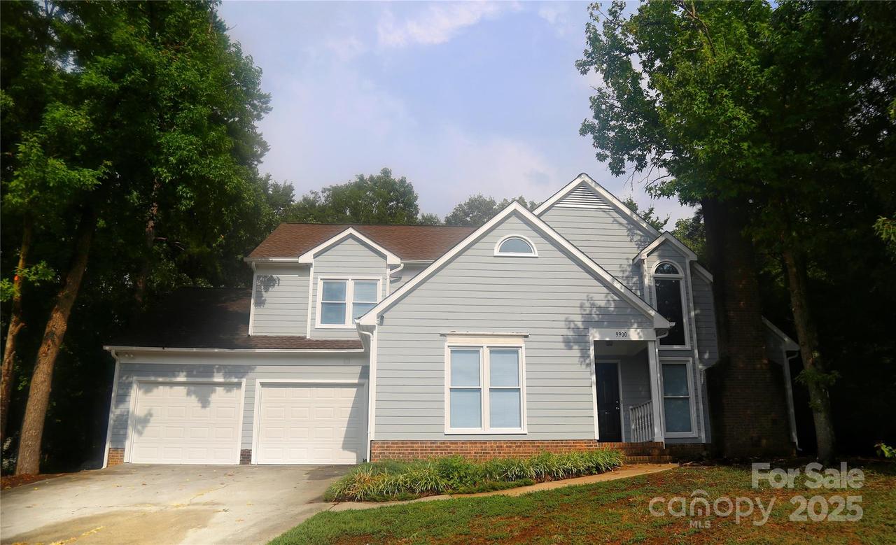 9900 Alexander Glen Dr., Charlotte, NC 28262