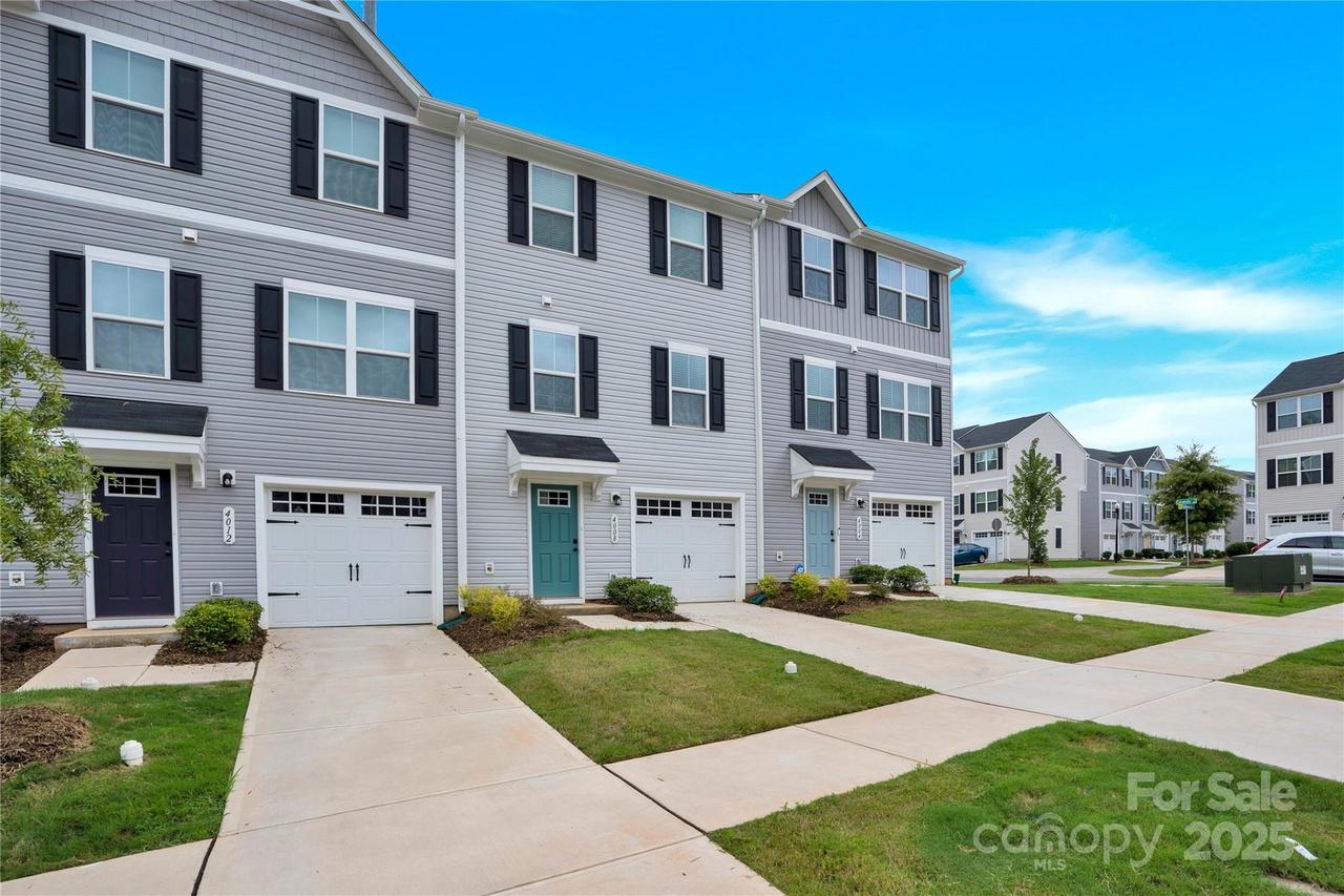 4008 Haldane St., Charlotte, NC 28214