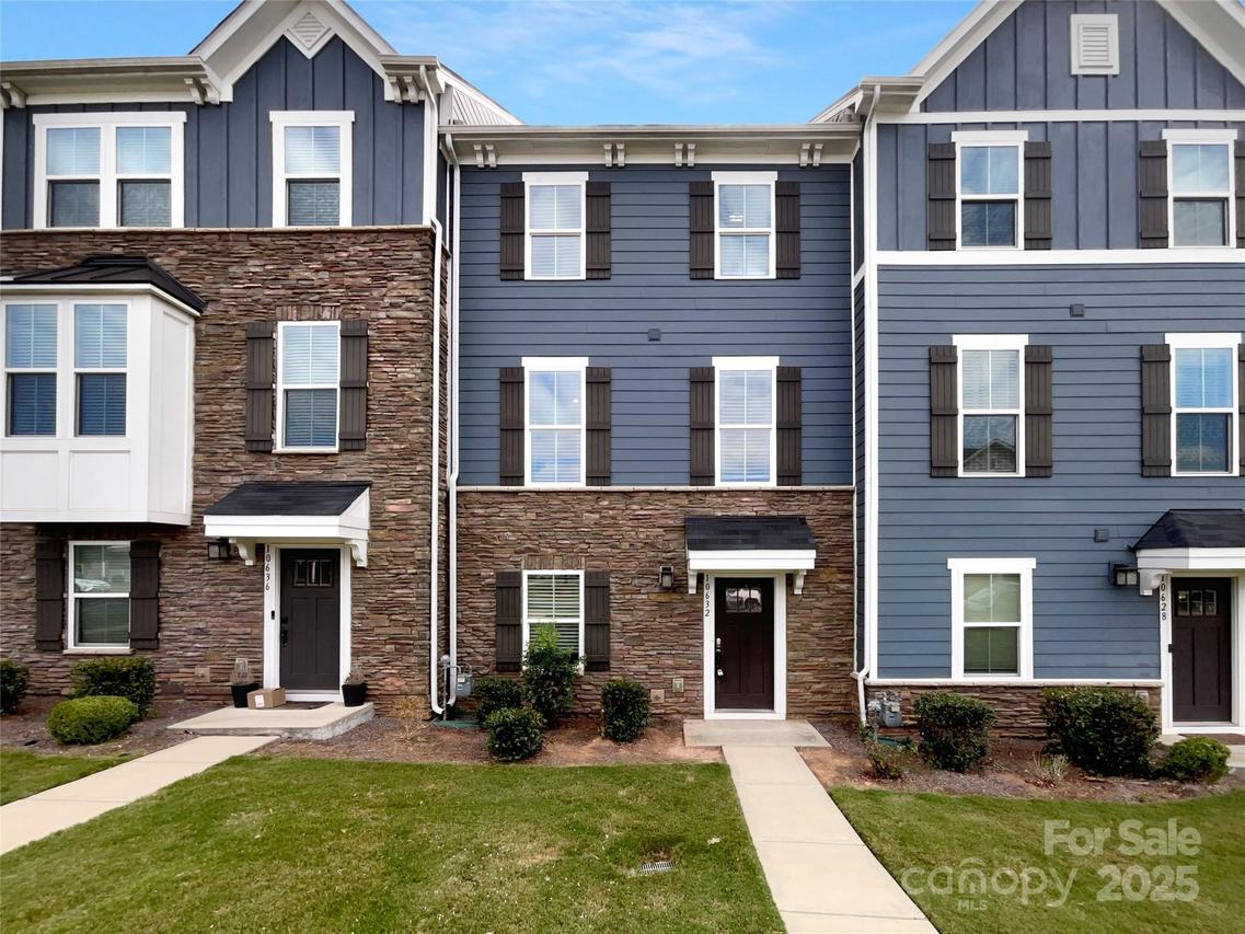 10632 Overlook Mountain Dr., Charlotte, NC 28216