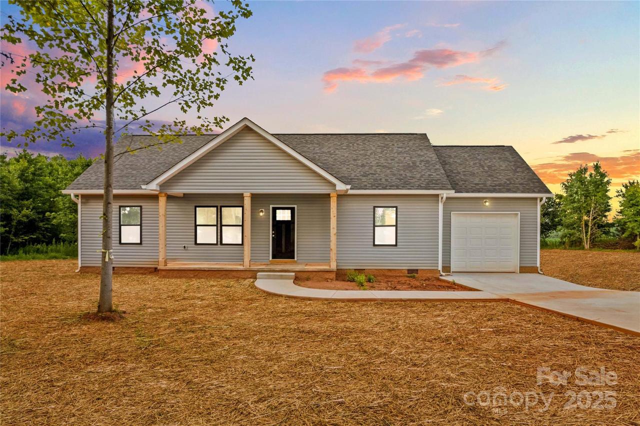 994 Tabor Rd., Olin, NC 28660