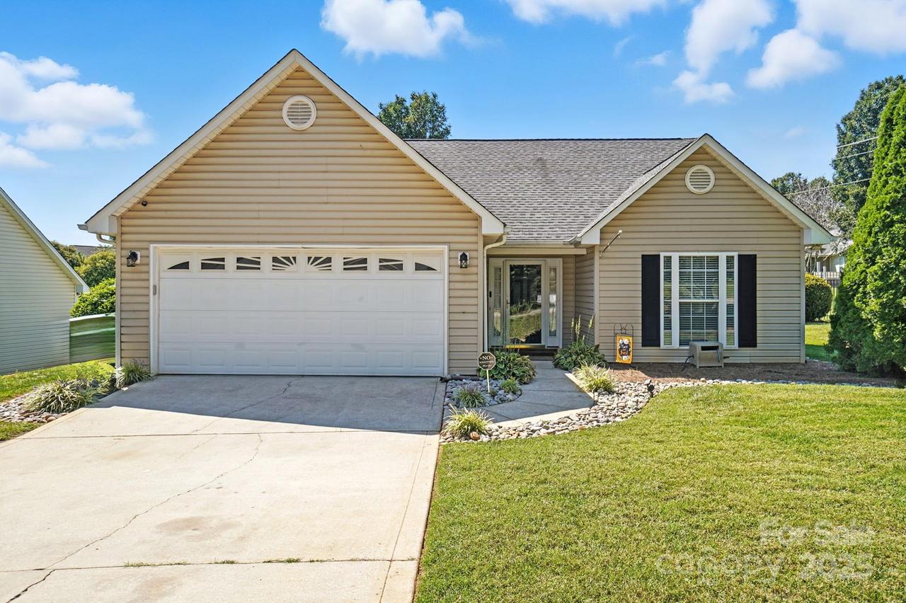 4277 Timberwood Dr., Gastonia, NC 28056