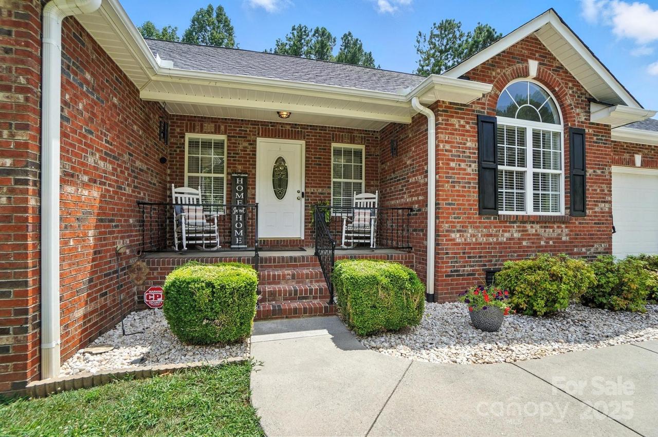 7288 Pine Ridge Dr., Denver, NC 28037