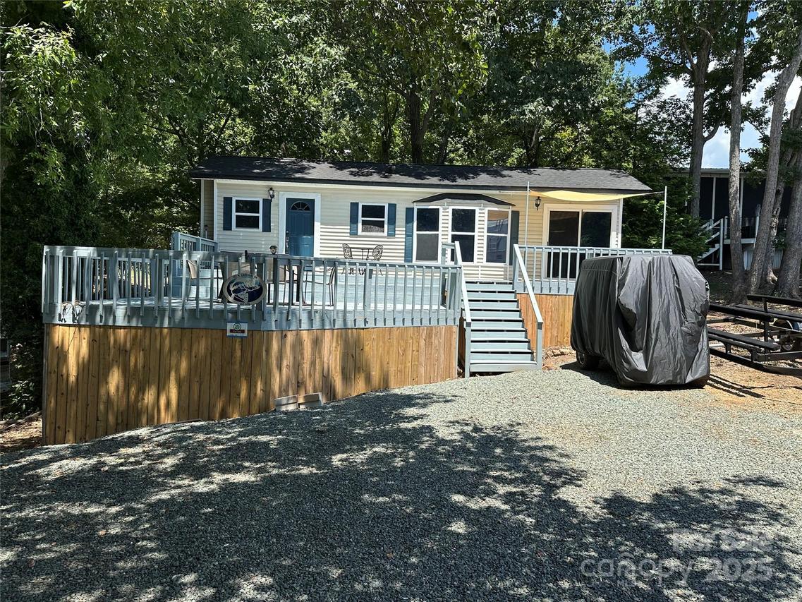 112 N Cardinal Dr., New London, NC 28127
