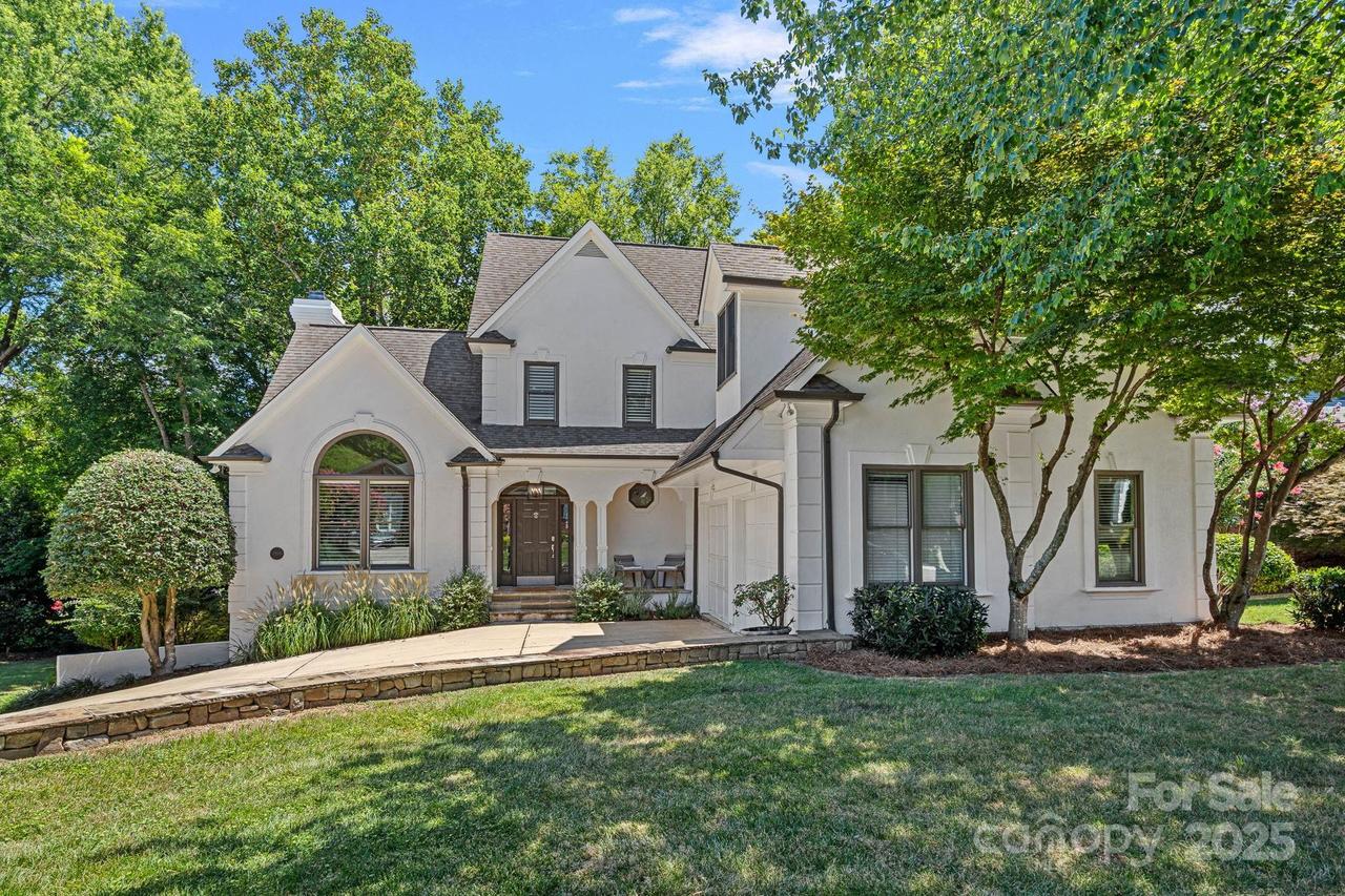 7519 Windaliere Dr., Cornelius, NC 28031