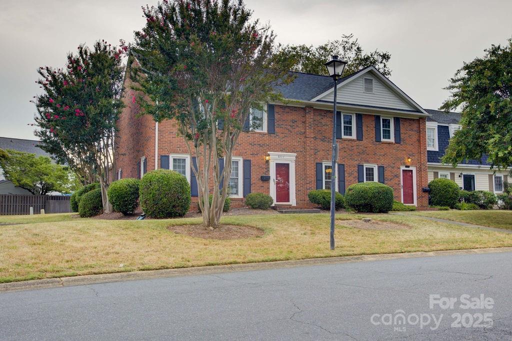 8434 Knights Bridge Rd., Charlotte, NC 28210