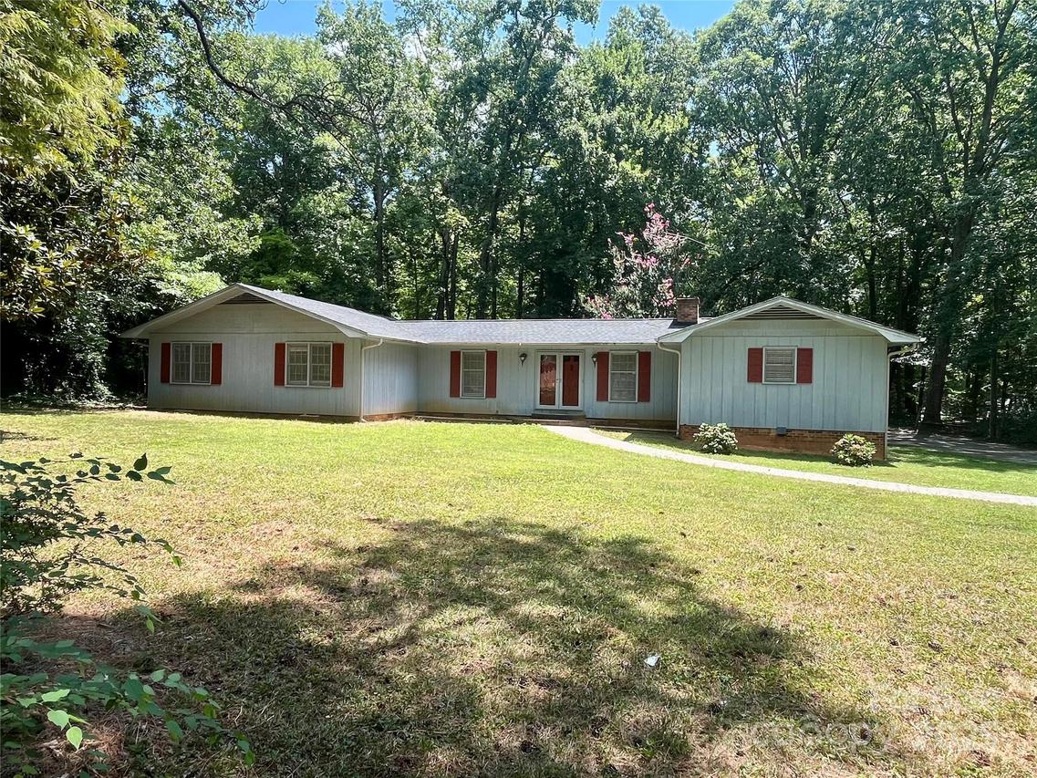278 Forest Park Dr., Denton, NC 27239